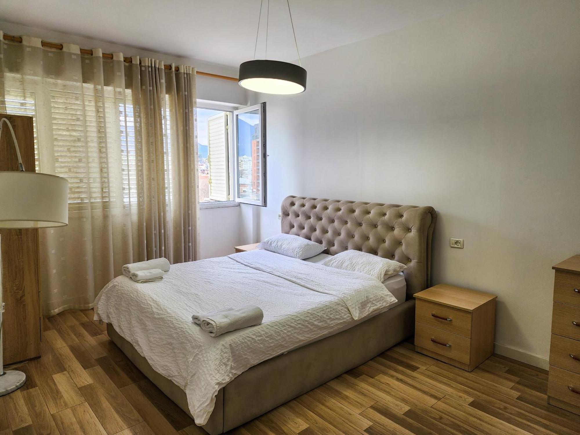 2E Apartment Myslym Shyri Тирана Екстер'єр фото