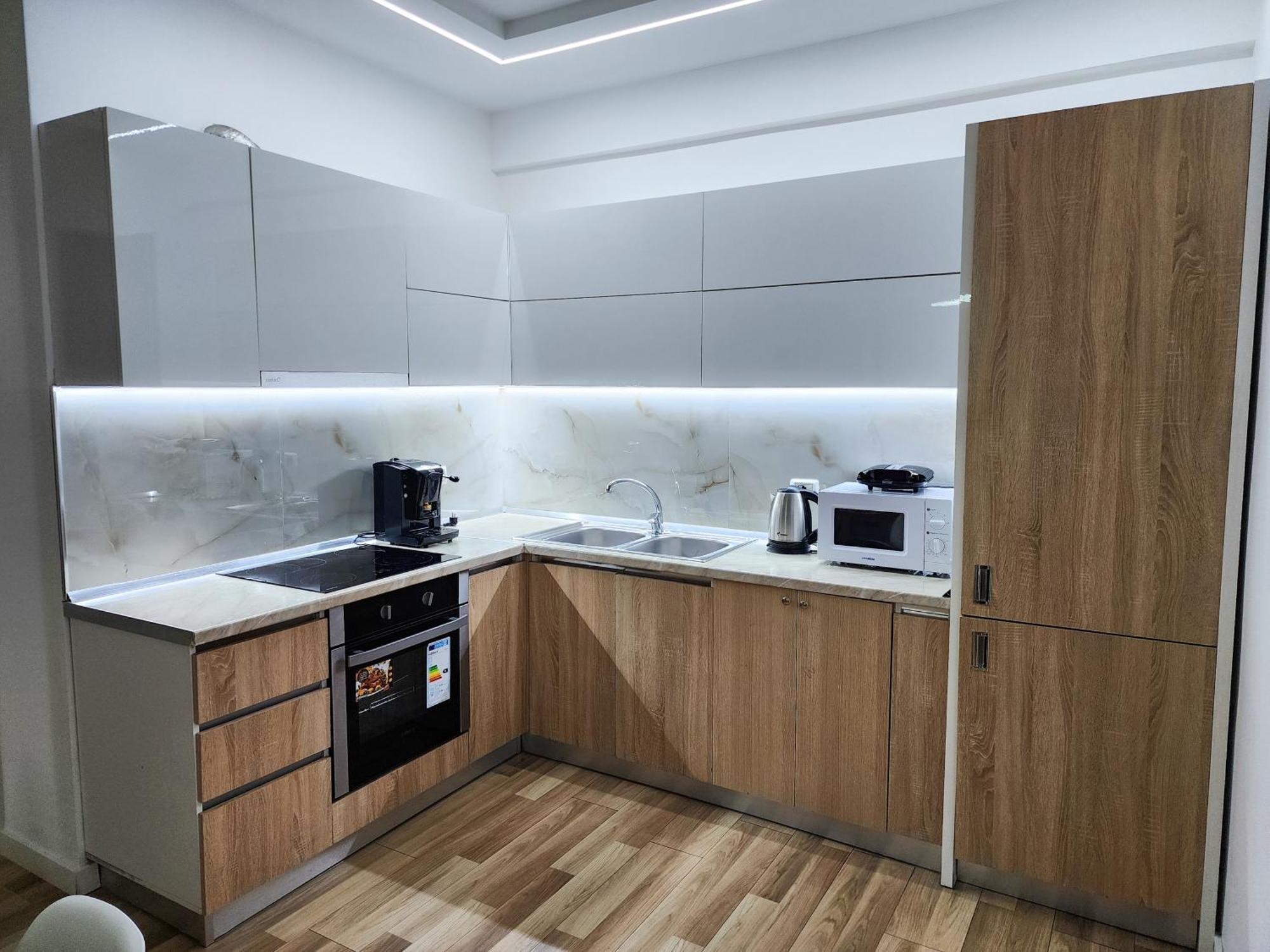 2E Apartment Myslym Shyri Тирана Екстер'єр фото