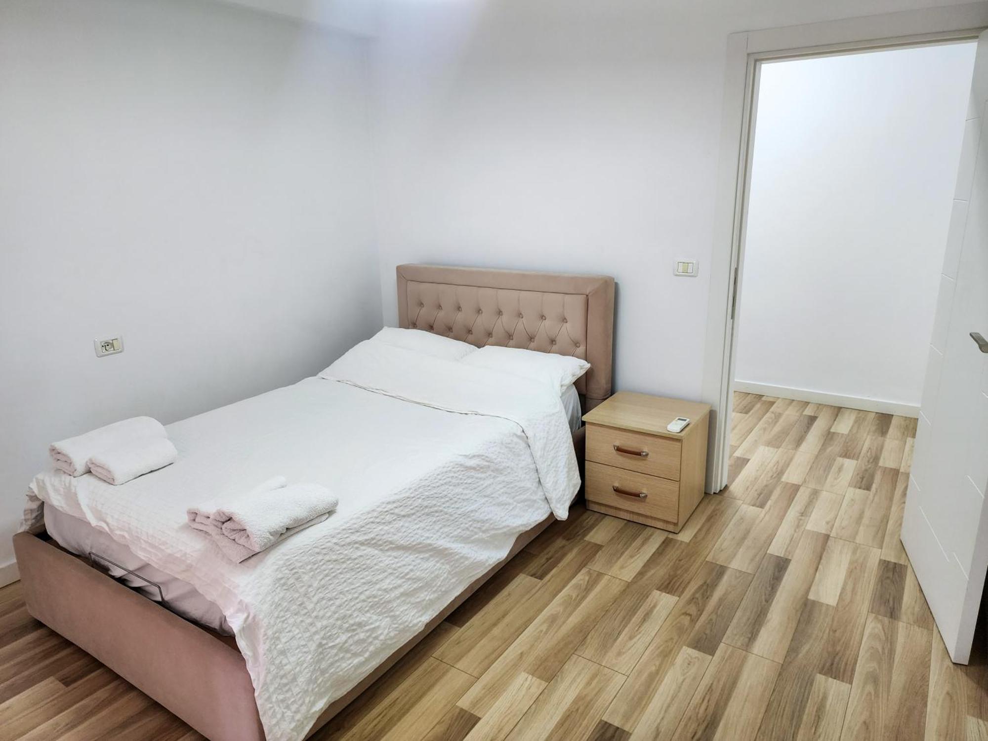 2E Apartment Myslym Shyri Тирана Екстер'єр фото